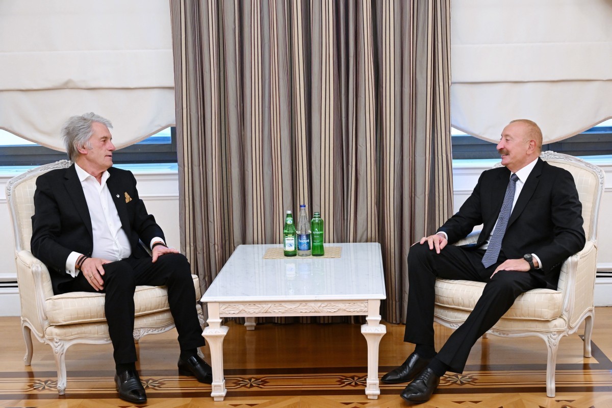 Le dirigeant azerbaïdjanais a rencontré l’ancien président de l’Ukraine