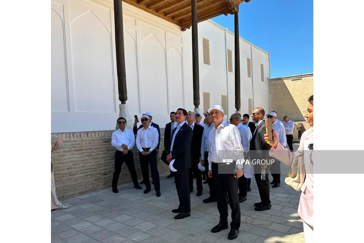 La délégation azerbaïdjanaise a visité la forteresse historique de l’Ark à Boukhara -PHOTO -VIDÉO 