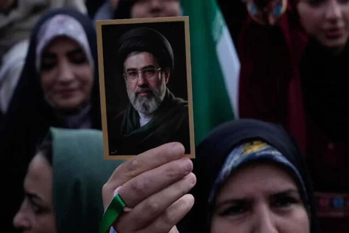 Trump a déclaré que le Guide suprême iranien avait été grièvement blessé, mais qu’il n’était pas mort