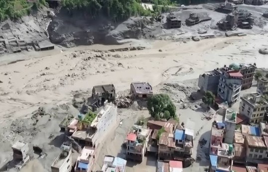 Au Népal, le nombre de morts dans les inondations a atteint 270, tandis que plus de 800 personnes sont portées disparues -ACTUALISÉ-4 