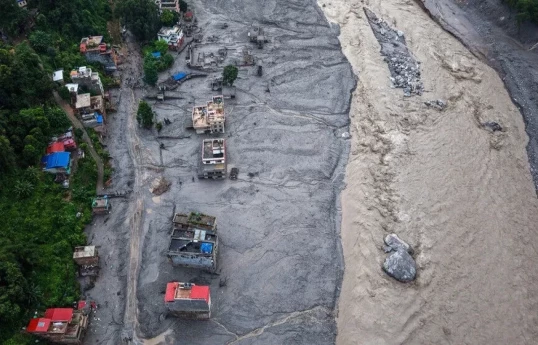 Le nombre de morts dans les inondations au Népal atteint 903 -ACTUALISÉ 