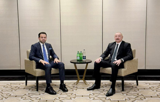 Le président a rencontré à Abou Dhabi le secrétaire général du Conseil des sages musulmans