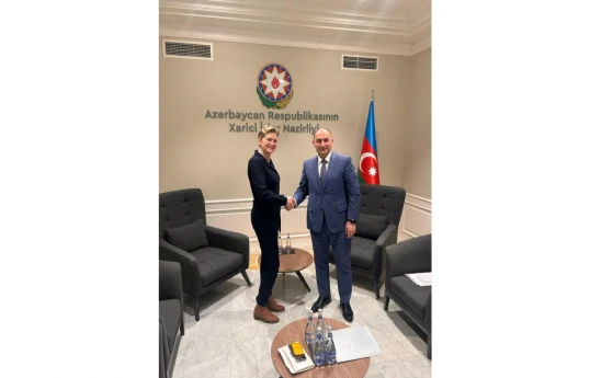 Les relations Azerbaïdjan-Pays-Bas ont été discutées