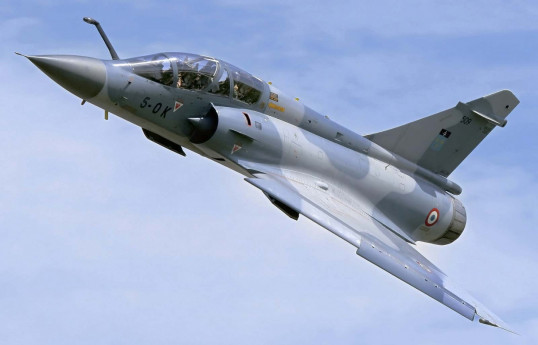 France va fournir à l’Ukraine deux nouveaux avions de chasse Mirage 2000