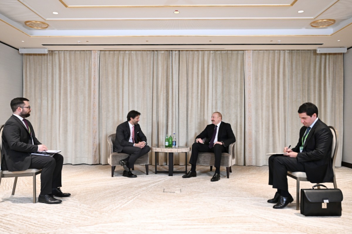 Le président Ilham Aliyev a rencontré à Munich le ministre de la Défense de Slovaquie