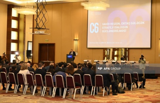 Directeur de l'institut : Les relations entre l'Ouzbékistan et l'Azerbaïdjan se développent de manière globale