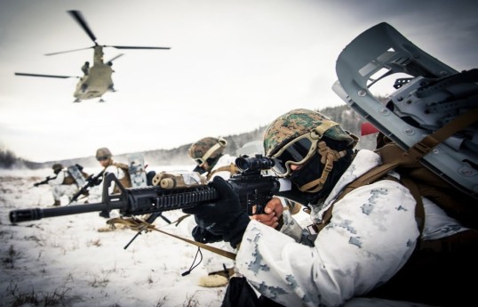 États-Unis ont commencé des exercices militaires conjointement avec le Canada et le Danemark en Alaska et au Groenland