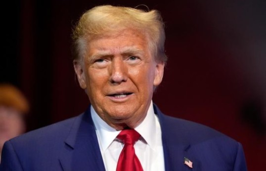 Nous travaillons beaucoup pour mettre fin à la guerre de la Russie contre l'Ukraine, dit Trump