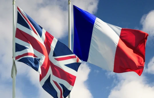 La Grande-Bretagne et la France prévoient de créer des centres militaires en Ukraine