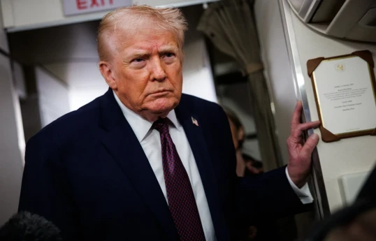 Trump a imposé un droit de douane de 25 % aux pays qui coopèrent avec l’Iran