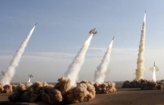 L’Iran a averti les pays de la région qu’il frapperait les bases militaires américaines