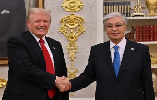 Tokayev a donné son accord pour que le Kazakhstan rejoigne le ‘Conseil de la paix’ de Trump