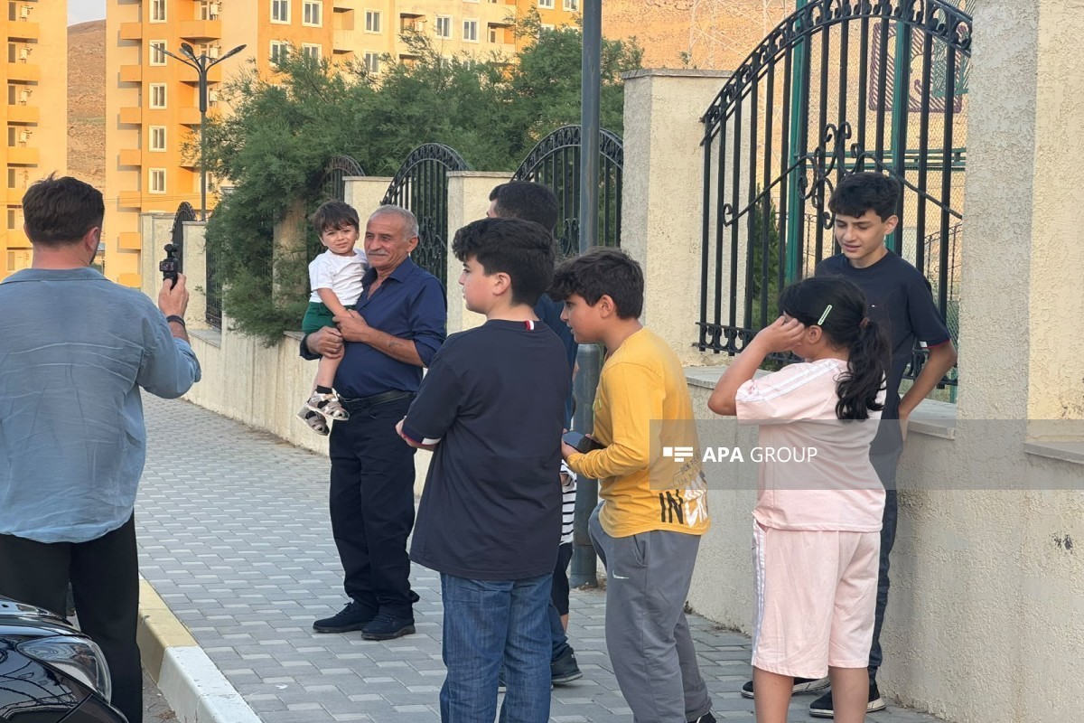 Un nouveau convoi d’anciens déplacés internes retourne à Choucha et Khodjavend