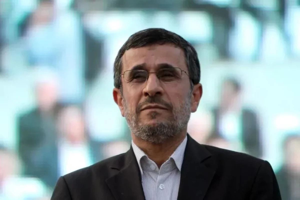 New York Times : Ahmadinejad a rencontré le chef du Mossad afin qu’Israël le porte au pouvoir, il est désormais en détention