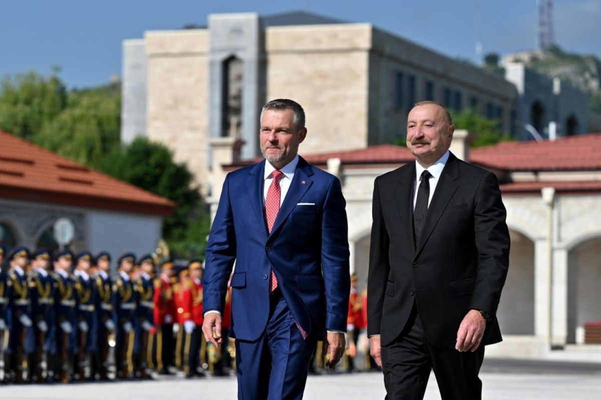 Le président de la Slovaquie a été accueilli officiellement lors d