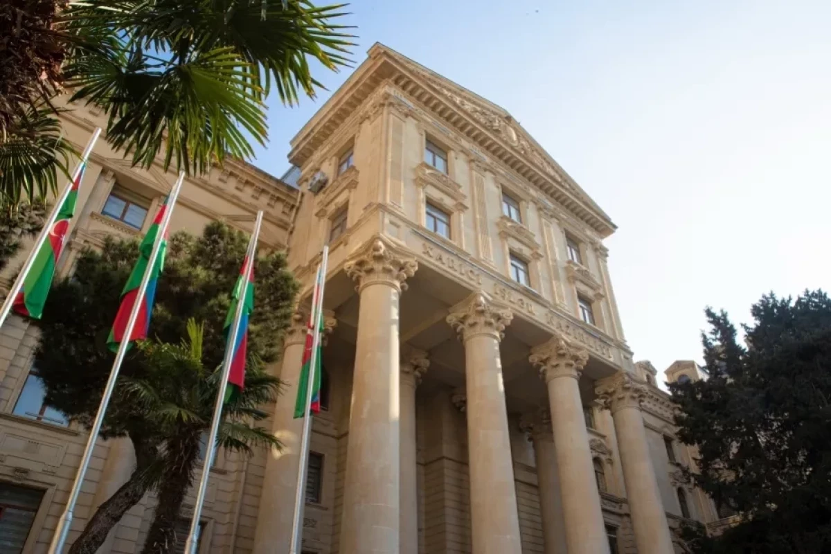 MAE : Les 10 citoyens azerbaïdjanais membres de l'équipage du navire touché près d'Odessa ont été rapatriés et sont en route vers l'Azerbaïdjan