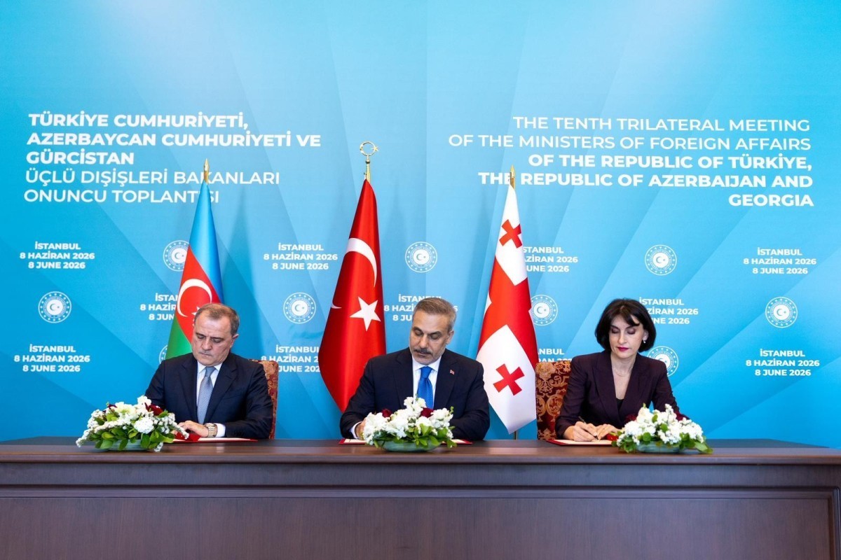Les ministres des Affaires étrangères de la Turquie, de l’Azerbaïdjan et de la Géorgie ont signé la Déclaration d’Istanbul -PHOTO 