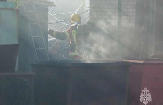 Un grand incendie s’est déclaré près d’une usine militaire à Saint-Pétersbourg, faisant 4 morts