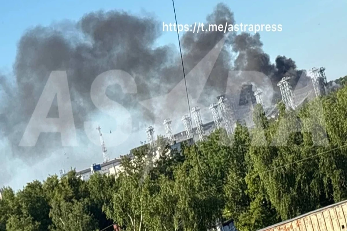 Ukraine a frappé une usine militaire en Tchouvachie avec des missiles, et une raffinerie de pétrole à Samara a pris feu
