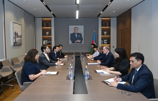 Les questions concernant la mise en œuvre du TRIPP entre l’Azerbaïdjan et les États-Unis ont été examinées