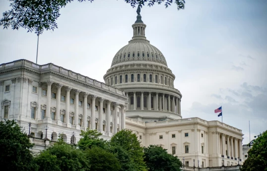 Le Sénat des États-Unis a adopté une résolution appelant à mettre fin à la guerre contre l’Iran