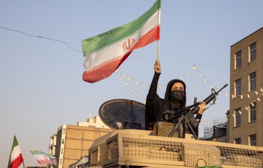 Le Corps des gardiens de la révolution islamique a annoncé avoir mené des frappes contre les forces américaines au Moyen-Orient