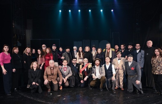 Leyla Aliyeva a participé à la représentation du spectacle « Le boom pétrolier sourit à tous le monde »