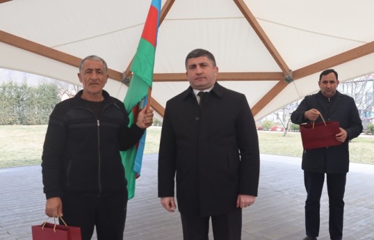 Une nouvelle réinstallation a eu lieu vers les villages de Tazabina et Seyidbayli du district de Khojaly