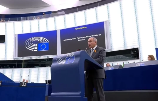 Pachinyan : Les Arméniens qui quittent le Karabakh doivent obtenir la citoyenneté arménienne et vivre de façon permanente en Arménie