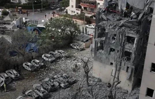 Plus de 60 personnes ont été blessées à la suite d’une frappe de l’Iran sur la ville d’Arad en Israël -ACTUALISÉ 