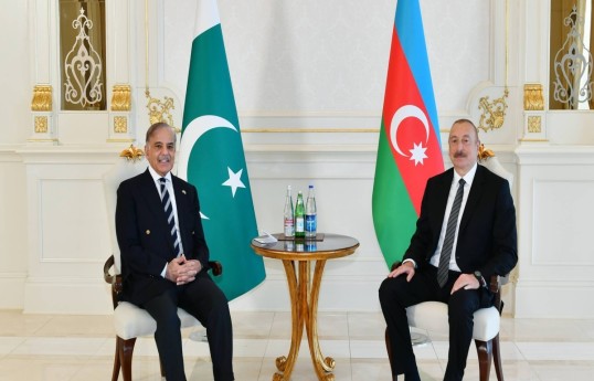 Président Ilham Aliyev a félicité Shahbaz Sharif
