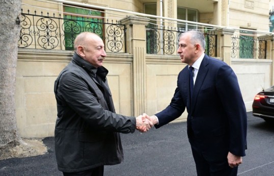 Président Ilham Aliyev s’est rendu à l’ambassade de la Géorgie en Azerbaïdjan et a présenté ses condoléances