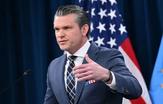 Pete Hegseth : L’Iran doit être intelligent, Donald Trump ne bluffe pas et ne recule pas