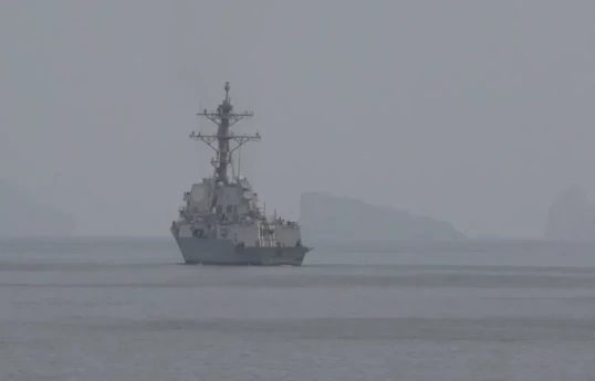 Fars : L’armée iranienne a frappé avec un missile un navire de guerre américain qui tentait de traverser le détroit d’Hormuz-ACTUALISÉ 