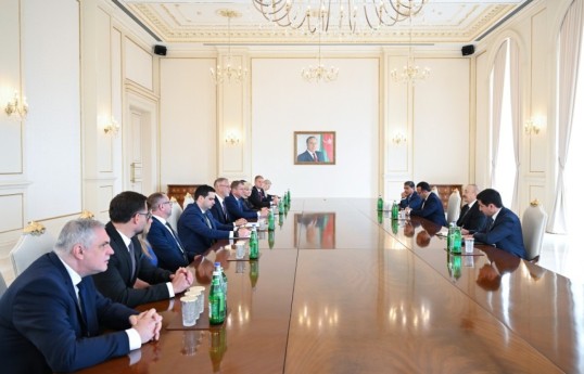 Président Ilham Aliyev a reçu le président du Conseil national slovaque