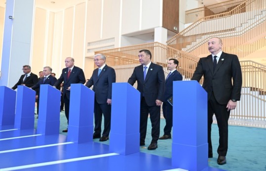 Les dirigeants de l'OET ont participé à la cérémonie de pose de la première pierre du Centre de la civilisation turque