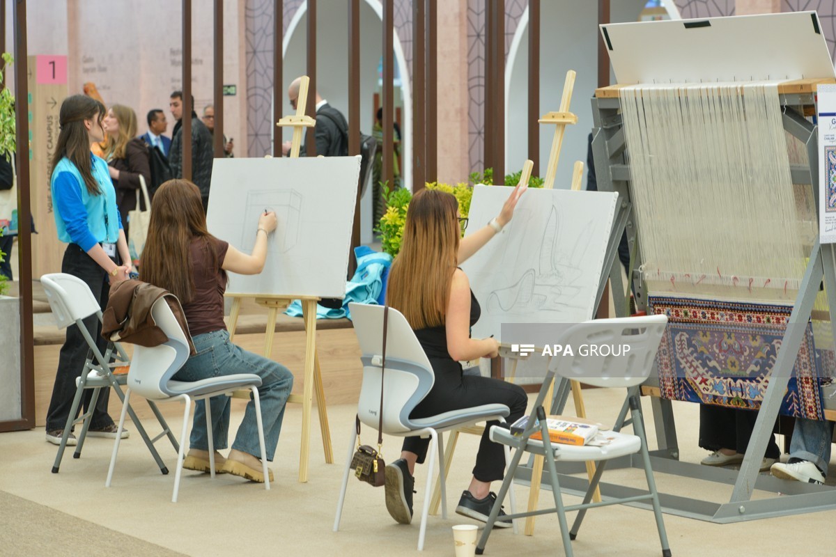 Deuxième journée du WUF13 à Bakou – EN IMAGES 