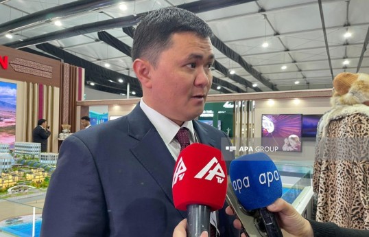 Ministre kirghiz, Nurdan Oruntaev